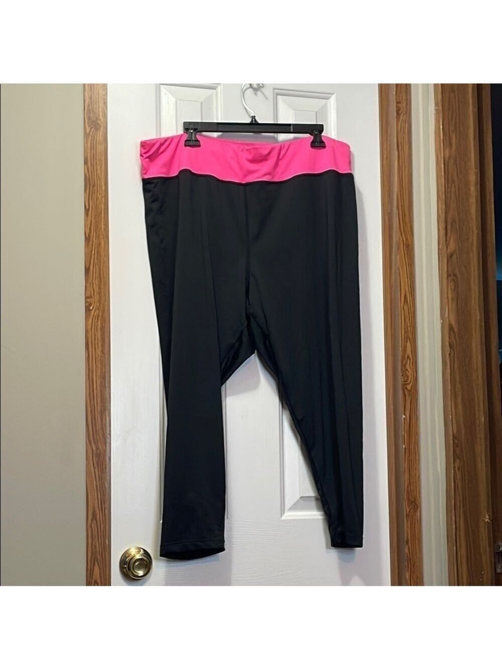 Zone Pro Black and Pink Capris with Wide Waistband 3X